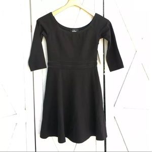 Lulu’s Peekaboo Tummy Dress Sz S